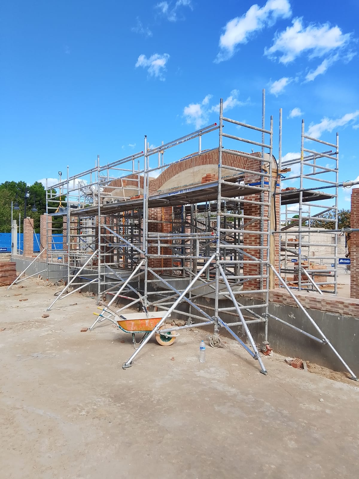 WhatsApp Image 2025-10-23 at 15.59.47